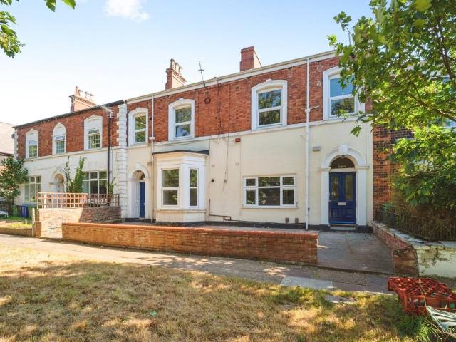 West Parade, Lincolnshire DN31 1 bed apartment to rent £550 pcm £127 pw