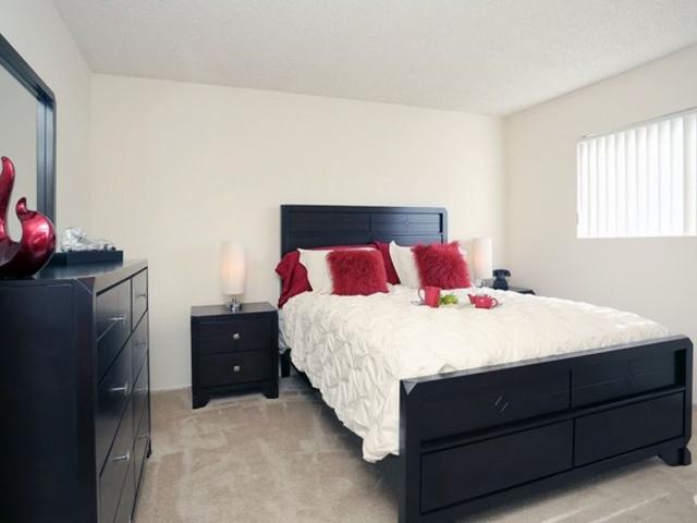 West Park 1 Bedroom Apartment for Rent at 600 S Fernwood St, West Covina, CA 91791 Azusa Cameron