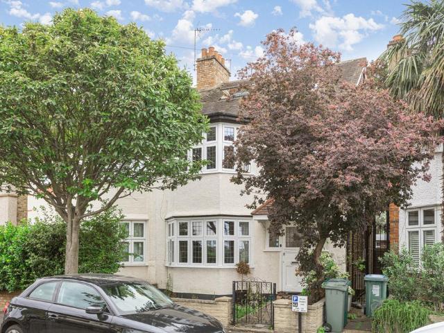 West Park Avenue, Richmond, TW9 5 bed house to rent £4,500 pcm £1,038 pw