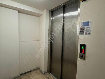 Bayraklı, İzmir ili, Ege Bölgesi - Balkon