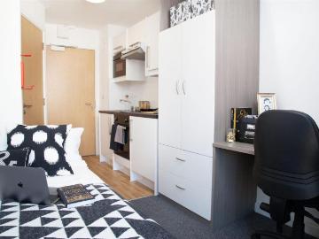 West Park Place, Edinburgh EH11 Studio to rent £1,148 pcm £265 pw