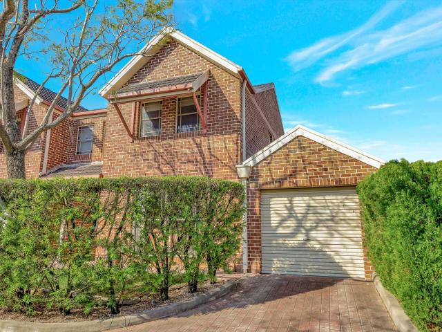 West Pennant Hills, 9/10 View Street