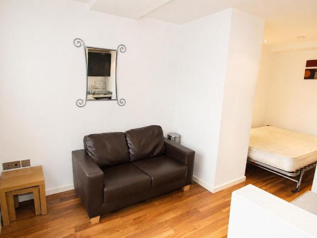 West Point Wellington Street, Leeds LS1, Studio to rent, £775 pcm | PrimeLocation