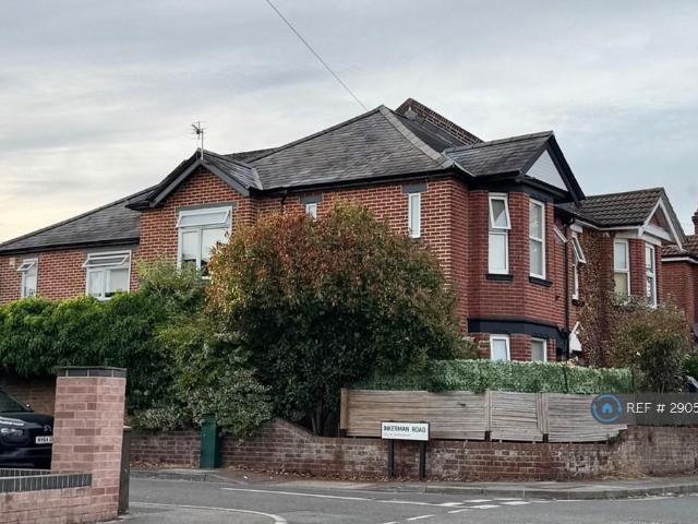 West Road, Southampton, SO19 5 bed semi detached house to rent £2,750 pcm £635 pw