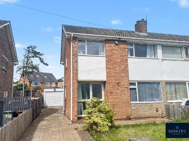 West Royd Avenue, Mirfield 3 bed semi detached house to rent £1,150 pcm £265 pw