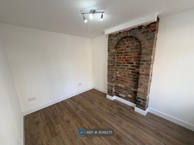 West St, Croydon CR0, 3 bed terraced house to rent, £2,300 pcm | PrimeLocation