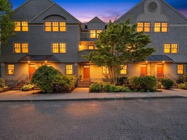West St Unit,beverly, Condo For Sale