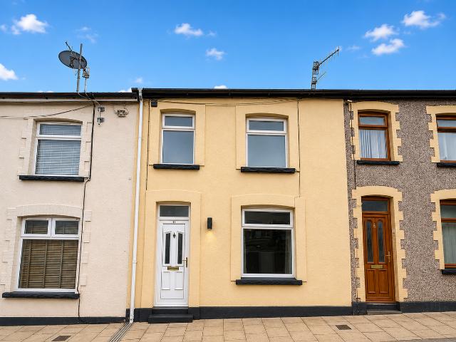 West Street, Bargoed CF81, 4 bed terraced house to rent, £925 pcm | PrimeLocation