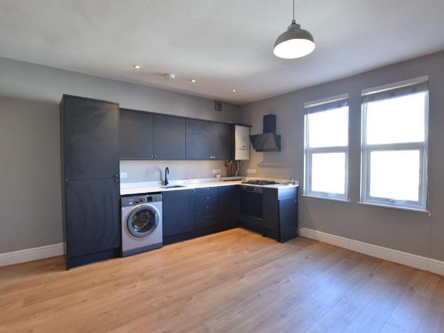 West Street, Bedminster, Bristol BS3, 2 bed flat to rent, £1,500 pcm | PrimeLocation