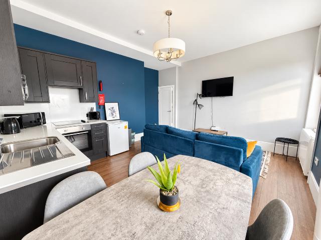 West Street, Brighton BN1, 2 bed flat to rent, £1,950 pcm | PrimeLocation