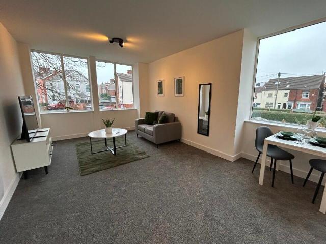 1 bedroom apartment for rent in West Street, Chesterfield, Derbyshire, S40