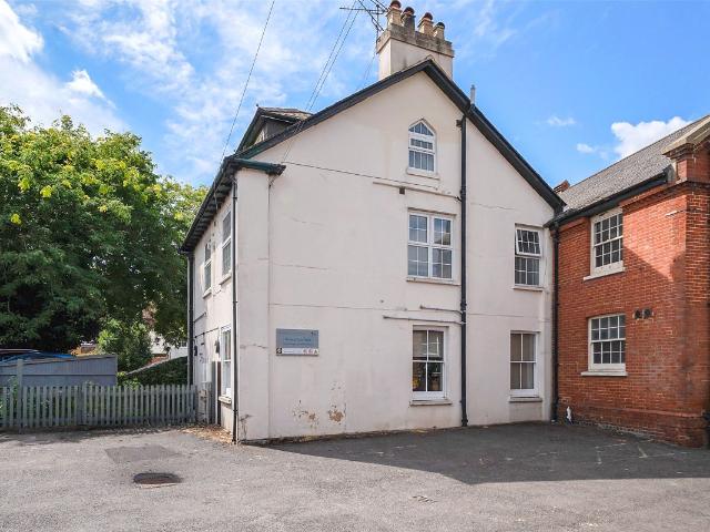 West Street, Dorking, Surrey RH4, 2 bed flat to rent, £1,350 pcm | PrimeLocation
