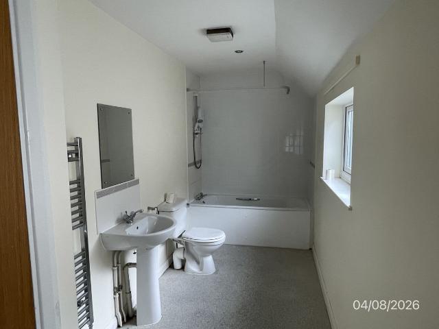 West Street, Fishguard, Pembrokeshire SA65, 2 bed flat to rent, £695 pcm | PrimeLocation