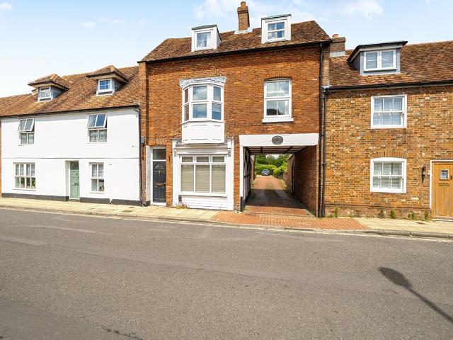 West Street, Havant, Hampshire PO9, 2 bed flat to rent, £1,125 pcm | PrimeLocation