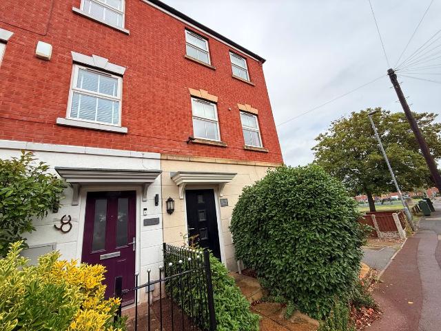 West Street, Mansfield NG20, 3 bed property to rent, £1,200 pcm | PrimeLocation