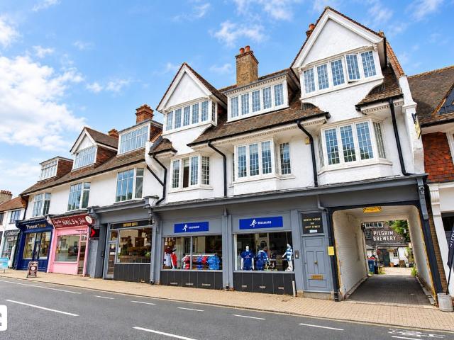 West Street, Reigate, Surrey RH2, 1 bed flat to rent, £1,350 pcm | PrimeLocation
