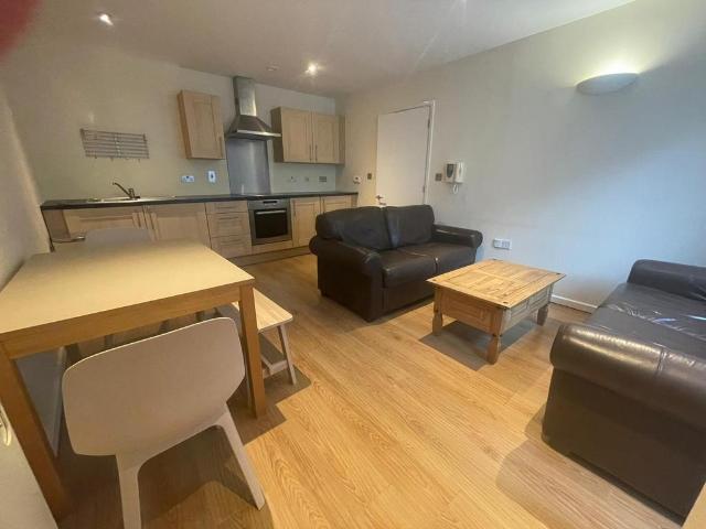 West Street, Sheffield, South. 1 bed flat to rent £750 pcm £173 pw