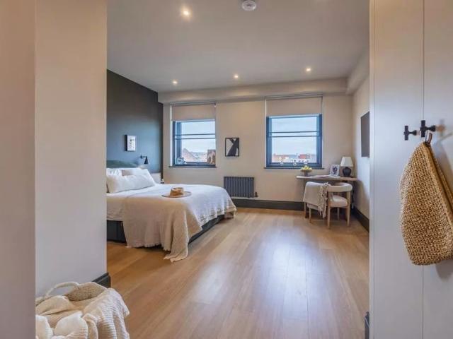 West Street, Sheffield S1, Studio to rent, £749 pcm | PrimeLocation