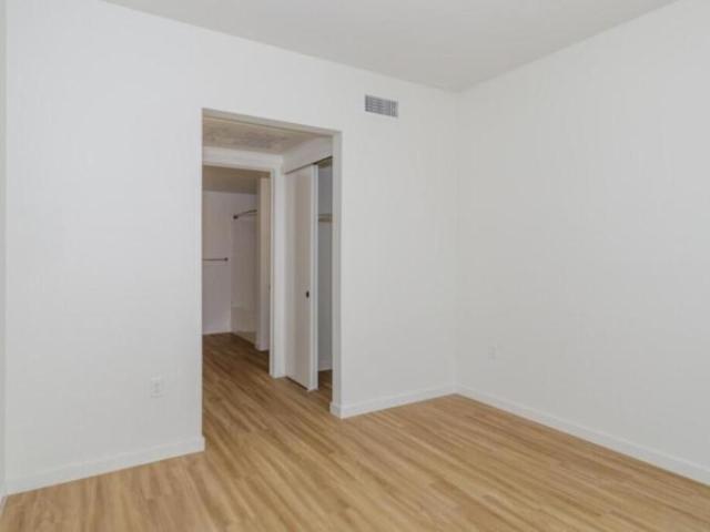 West Sacramento CA 95691 LS104485063