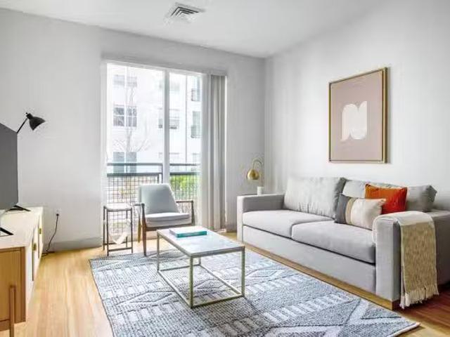 West Square, 320 D St, South Boston 1 Bedroom 1 Bath