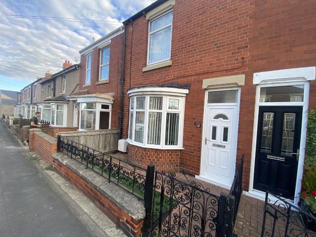 West Terrace, Spennymoor DL16, 2 bed terraced house to rent, £625 pcm | PrimeLocation