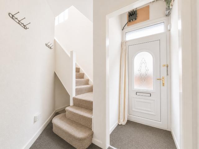 West Town Road, Backwell, Bristol BS48, 2 bed flat to rent, £1,050 pcm | PrimeLocation