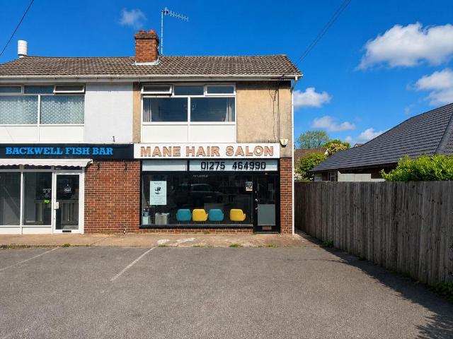 West Town Road, Backwell, Bristol. 2 bed apartment to rent £1,000 pcm £231 pw