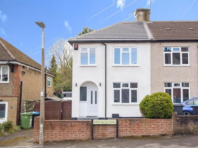 West Valley Road, Hemel Hempstead HP3, 3 bed property to rent, £2,100 pcm | PrimeLocation