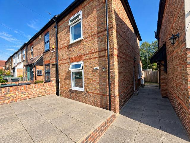 West View Road, Crockenhill, Swanley BR8, 2 bed end terrace house to rent, £1,750 pcm | PrimeLocation