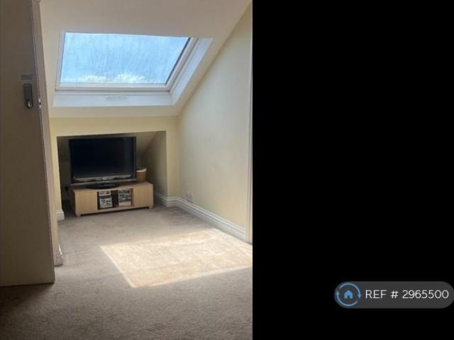 West Wycombe Road, High Wycombe, HP12 1 bed flat to rent £900 pcm £208 pw