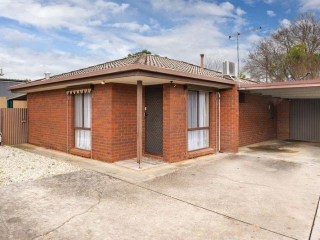 WEST WODONGA Rear Unit with Space, Privacy & No Strata Fees