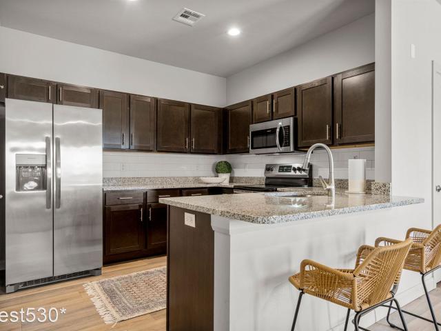 West 530 Luxury Apartments