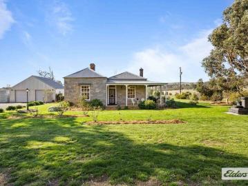 'Westcot' Historic Lifestyle Property Offering Privacy, Infrastructure & Versatility