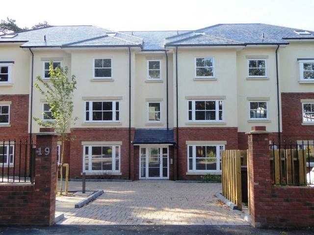 Westcote Road, Reading RG30, 3 bed flat to rent, £1,750 pcm | PrimeLocation