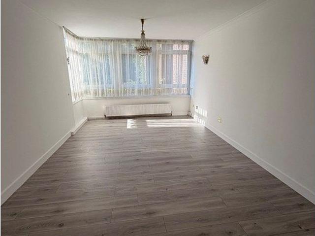 Westchester Court, London NW4, 3 bed flat to rent, £2,400 pcm | PrimeLocation