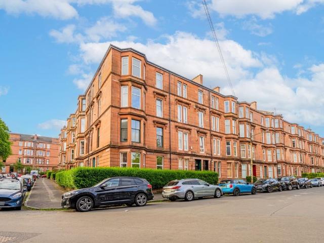 Westclyffe Street, Shawlands, Glasgow G41, 1 bed flat to rent, £1,100 pcm | PrimeLocation