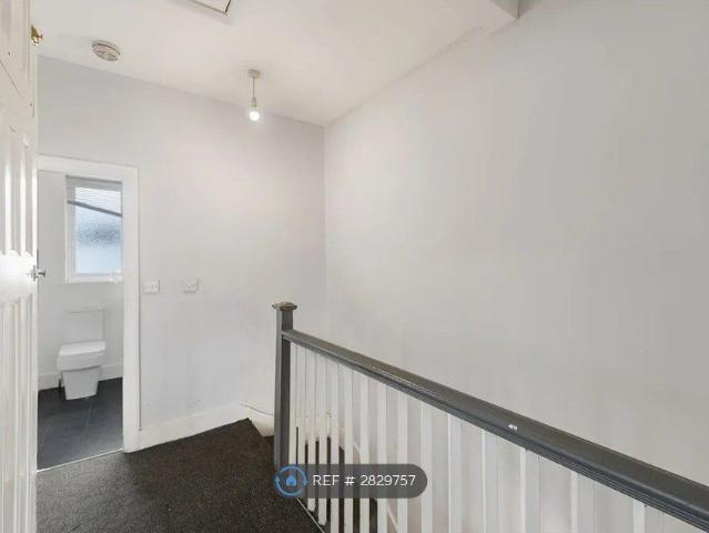 Westcliff Park Drive, Westcliff On Sea SS0, 3 bed end terrace house to rent, £1,800 pcm | PrimeLocation