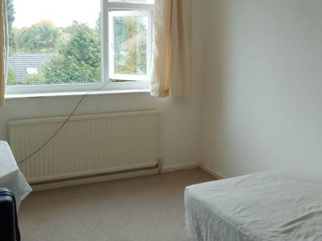 Westacre Gardens, Birmingham, B33 1 bed in a house share to rent £550 pcm £127 pw