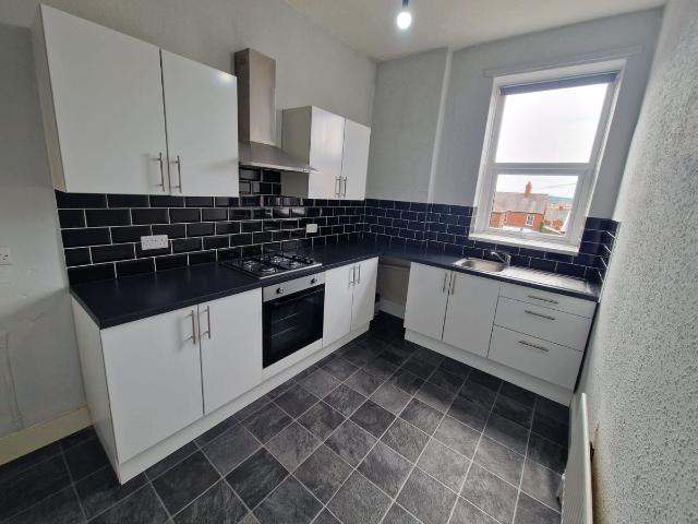 Westbourne Avenue, Gateshead NE8, 2 bed flat to rent, £650 pcm | PrimeLocation
