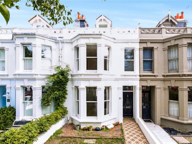 Westbourne Gardens, Hove, East. 4 bed terraced house to rent £3,000 pcm £692 pw