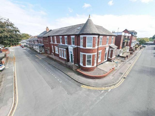 Westbourne House, 27 Elletson Street. 2 bed apartment to rent £1,100 pcm £254 pw