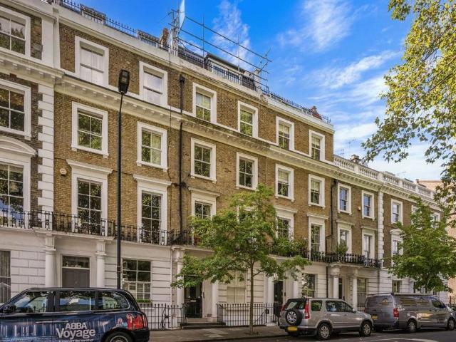 Westbourne Park Road, London W2 1 bed flat to rent £2,500 pcm £577 pw
