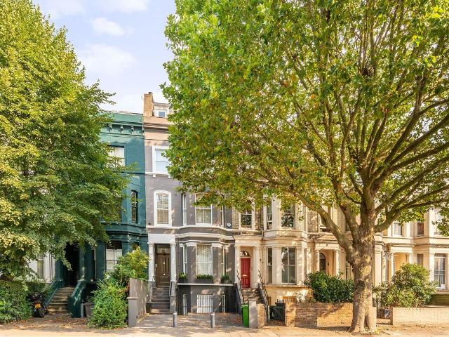 Westbourne Park Road, Notting Hill, London W11, 2 bed flat to rent, £3,200 pcm | PrimeLocation