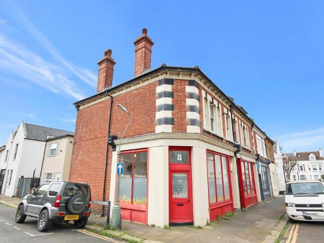 Westbourne Place, Hove, East Sussex 1 bed flat to rent £1,225 pcm £283 pw