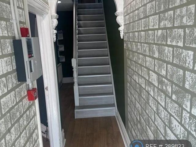 Westbourne Road, Luton, LU4 1 bed in a house share to rent £600 pcm £138 pw