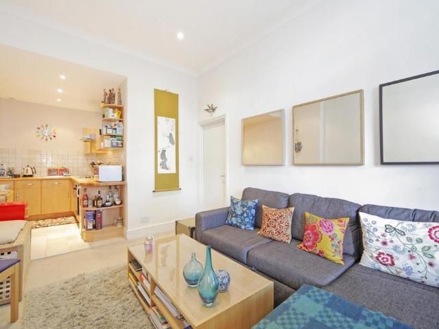 Westbourne Terrace, London, W2 1 bed flat to rent £2,167 pcm £500 pw