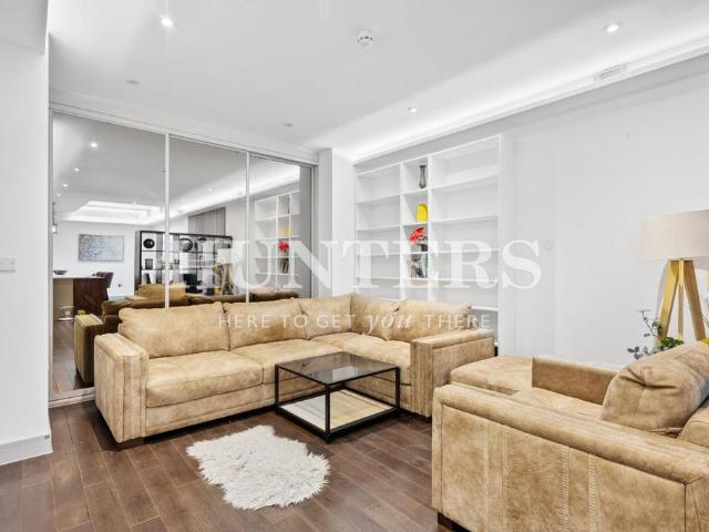 Westbere Road, West Hampstead, NW2 4 bed end of terrace house to rent £4,600 pcm £1,062 pw