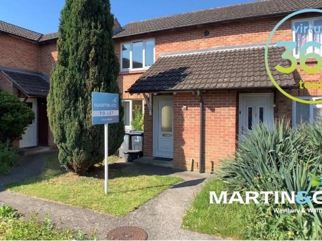 Westbury, Wiltshire 2 bed terraced house to rent £1,100 pcm £254 pw