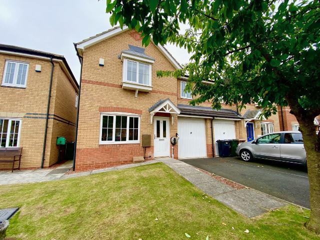 Westbury Court, Newcastle Upon Tyne NE12, 3 bed semi detached house to rent, £1,100 pcm | PrimeLocation