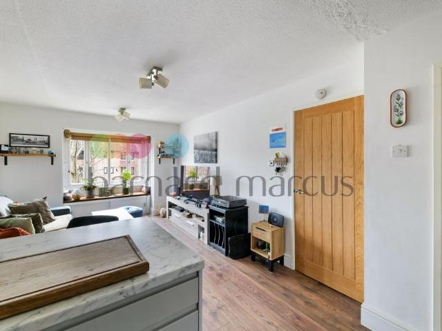 Westbury Close, WHYTELEAFE 1 bed apartment to rent £1,300 pcm £300 pw